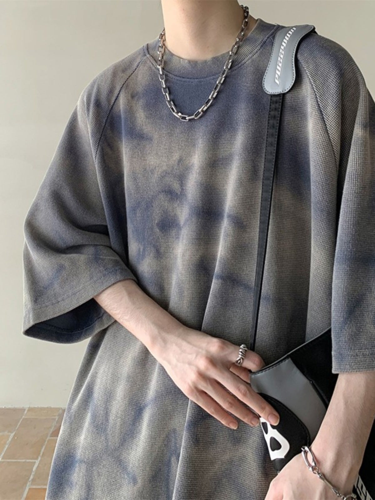 Clothsi Retro Men’s Trendy Loose T-Shirt – Casual Pullover Short Sleeve Tee, Lightweight Thin Fabric, Relaxed Fit Streetwear Top for Everyday Leisure Wear Clothsi